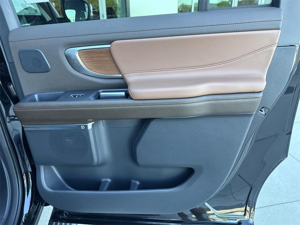 new 2025 Ford Expedition Max car, priced at $88,770