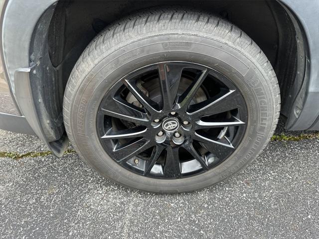 used 2019 Toyota Highlander car, priced at $22,500