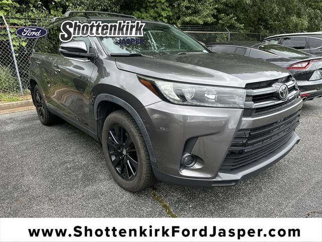 used 2019 Toyota Highlander car, priced at $22,500