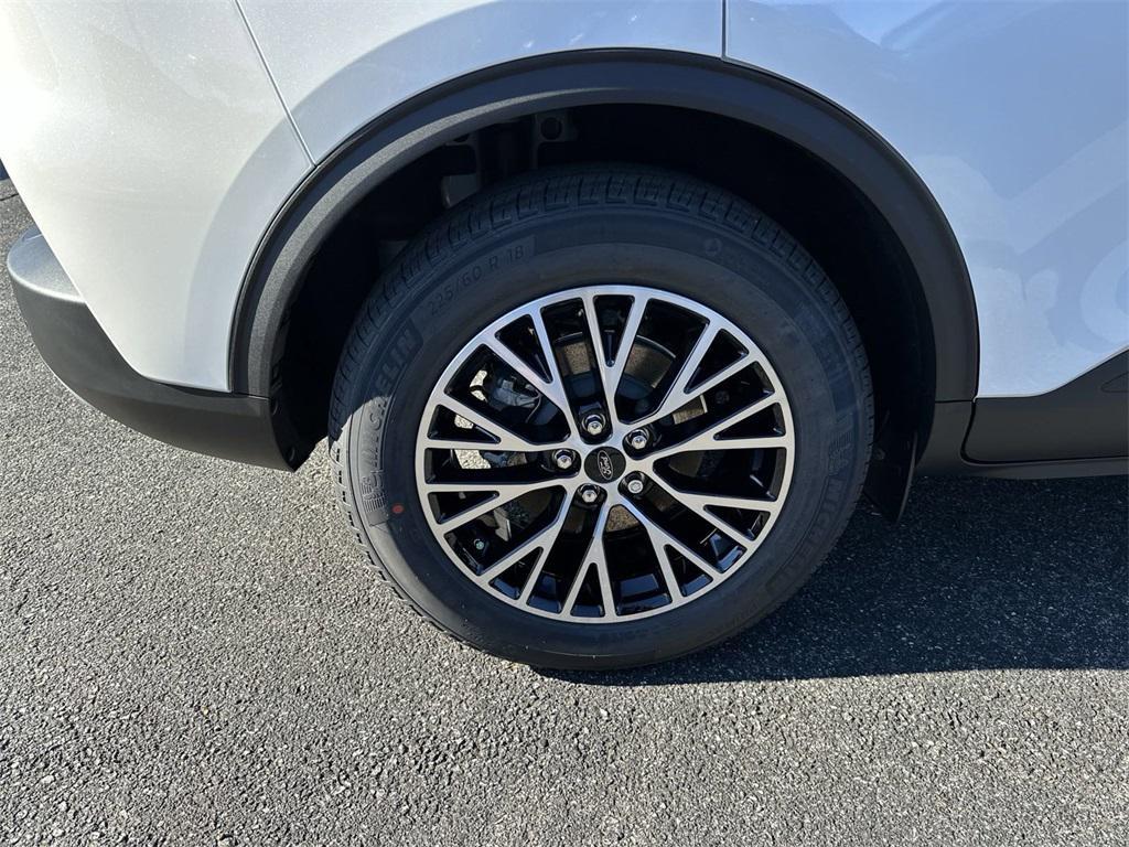 new 2025 Ford Escape PHEV car, priced at $34,590