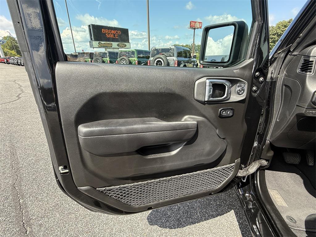 used 2024 Jeep Wrangler car, priced at $35,993
