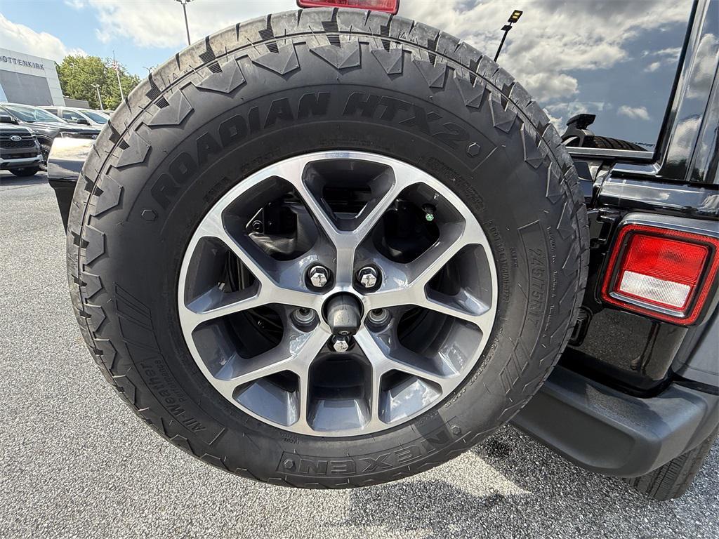 used 2024 Jeep Wrangler car, priced at $35,993