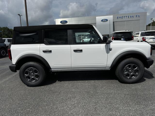 new 2025 Ford Bronco car, priced at $43,760