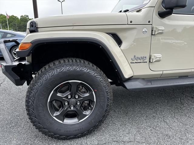 used 2022 Jeep Gladiator car, priced at $37,428