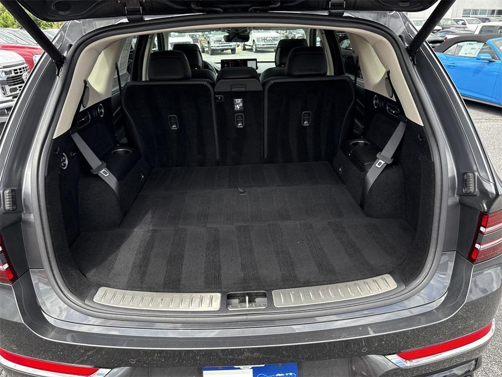 used 2021 Genesis GV80 car, priced at $31,998
