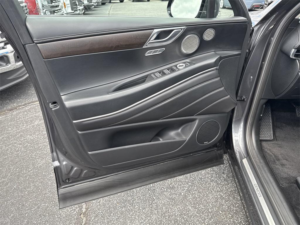 used 2021 Genesis GV80 car, priced at $31,998