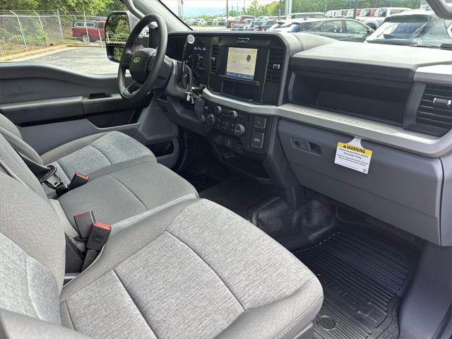 new 2025 Ford F-250 car, priced at $55,580