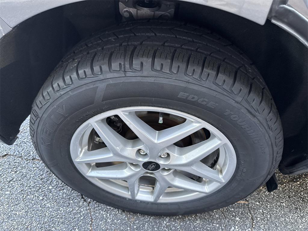 used 2024 Ford Edge car, priced at $25,998