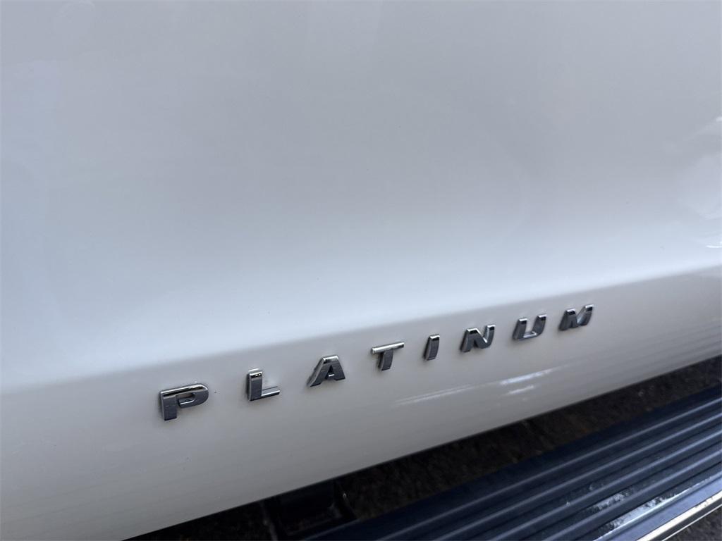 used 2023 Ford Expedition car, priced at $60,700