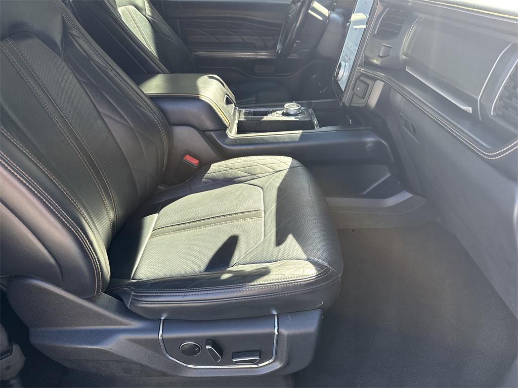 used 2023 Ford Expedition car, priced at $60,700