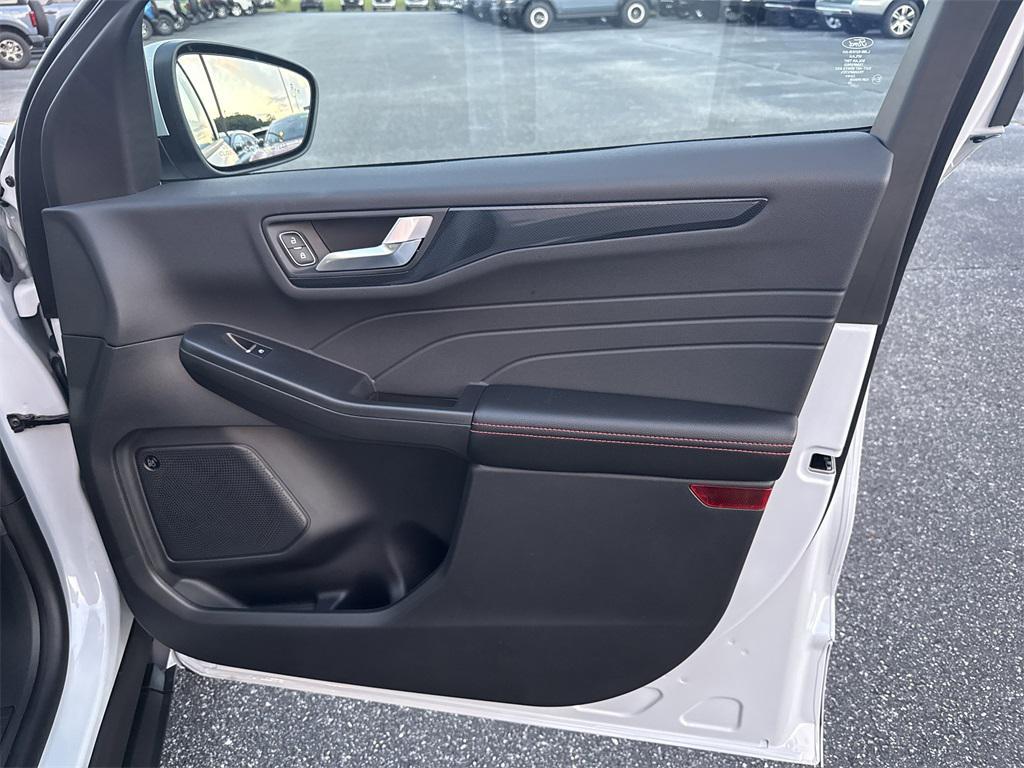 new 2025 Ford Escape car, priced at $42,445