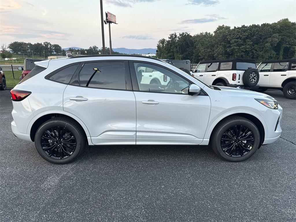 new 2025 Ford Escape car, priced at $42,445