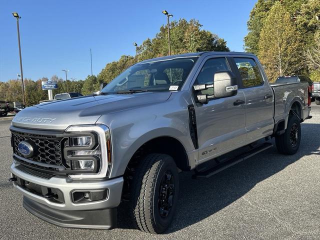 new 2024 Ford F-250 car, priced at $67,290