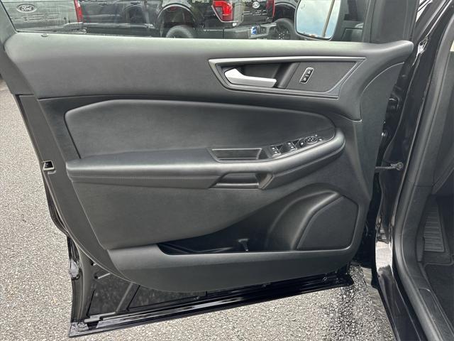 used 2024 Ford Edge car, priced at $27,589