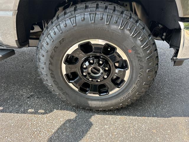 new 2025 Ford F-350 car, priced at $63,135