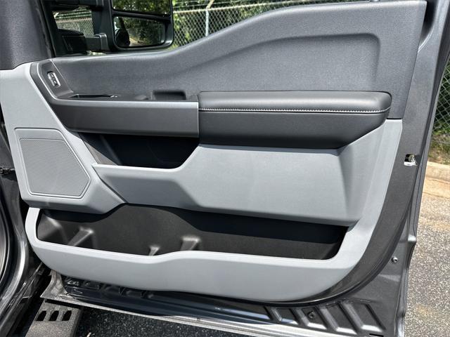 new 2025 Ford F-350 car, priced at $63,135
