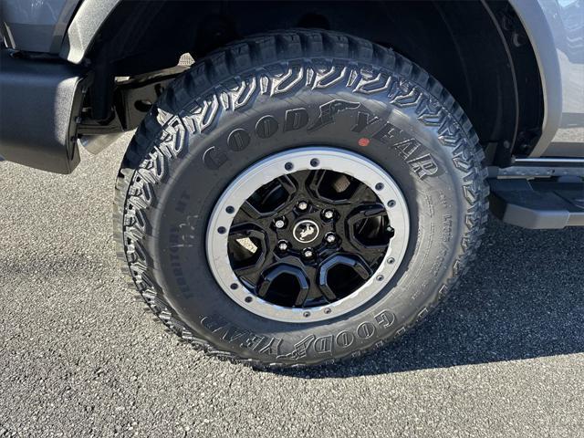 new 2024 Ford Bronco car, priced at $53,385