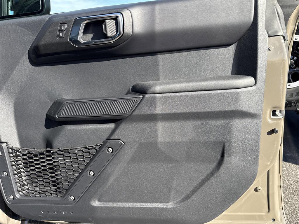 new 2025 Ford Bronco car, priced at $57,525