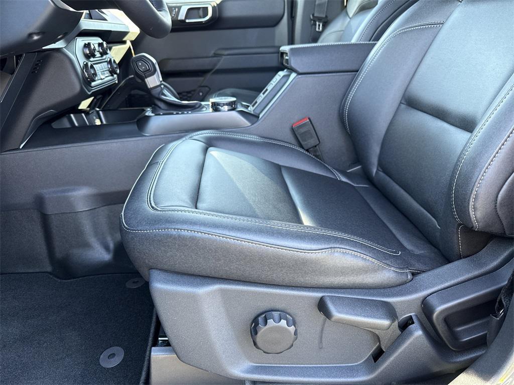 new 2025 Ford Bronco car, priced at $57,525