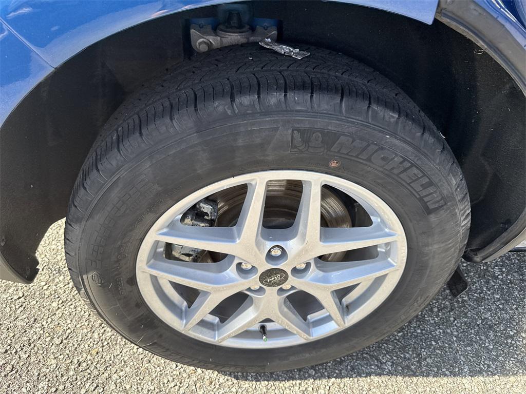 used 2024 Ford Edge car, priced at $26,589