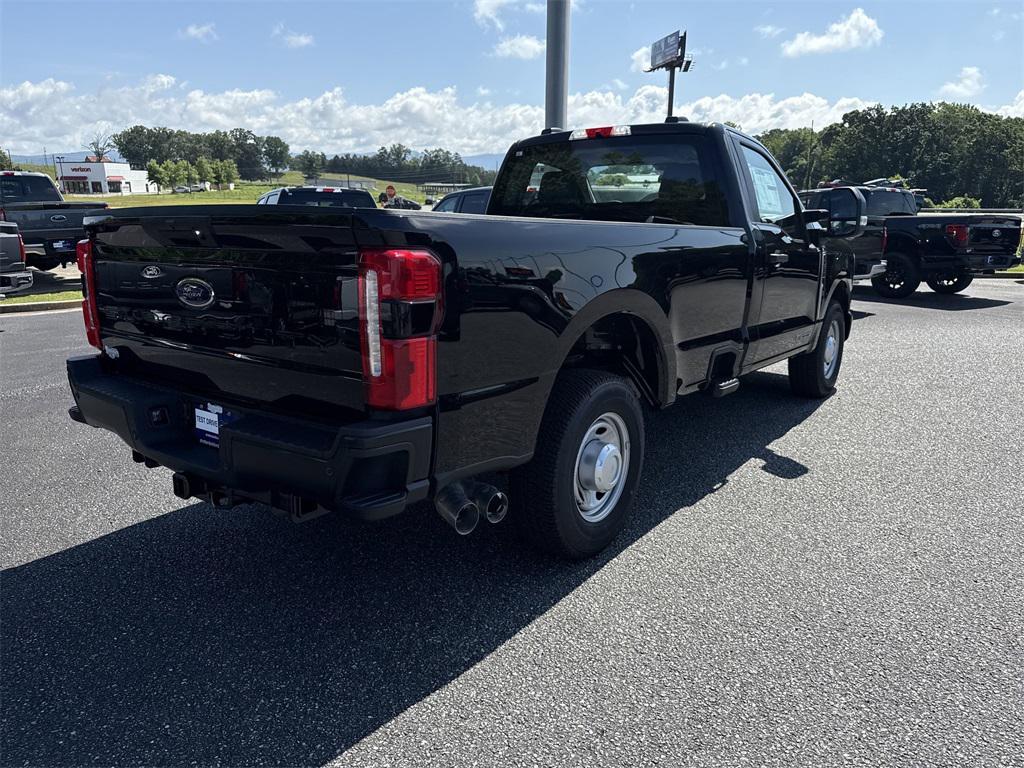 new 2025 Ford F-350 car, priced at $52,280