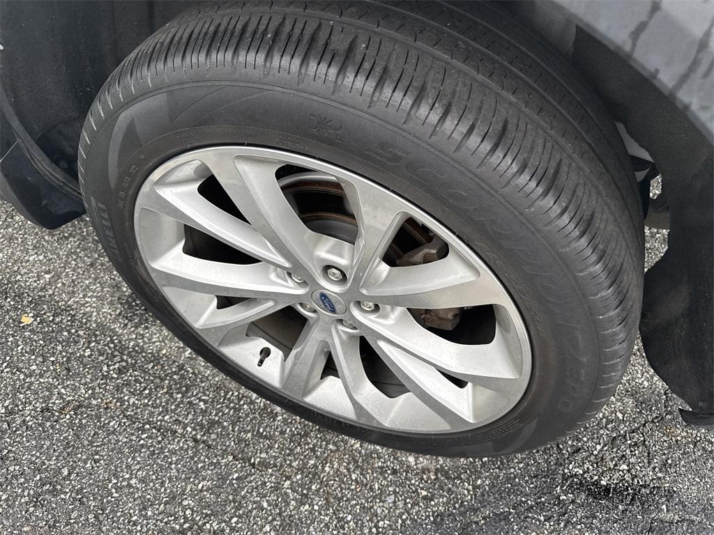 used 2022 Ford Explorer car, priced at $39,998