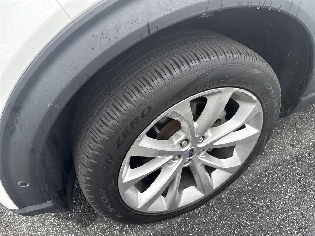 used 2022 Ford Explorer car, priced at $39,998