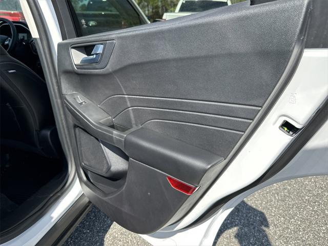 used 2022 Ford Escape car, priced at $21,994