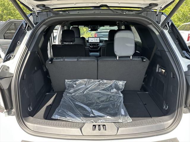 new 2025 Ford Explorer car, priced at $58,245