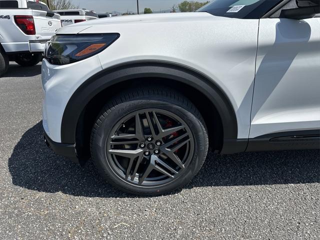new 2025 Ford Explorer car, priced at $58,245
