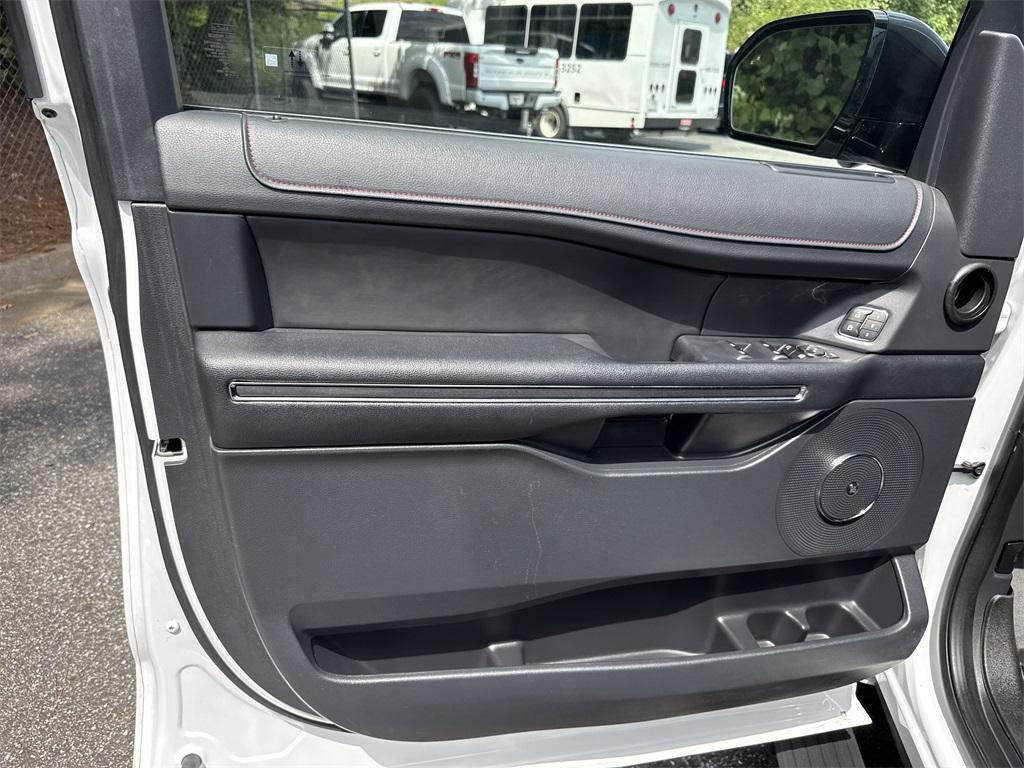 used 2022 Ford Expedition car, priced at $44,998