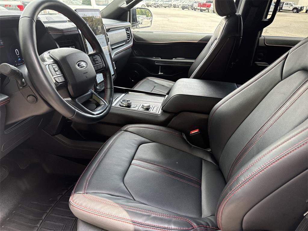 used 2022 Ford Expedition car, priced at $44,998
