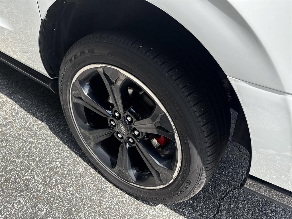 used 2022 Ford Expedition car, priced at $44,998