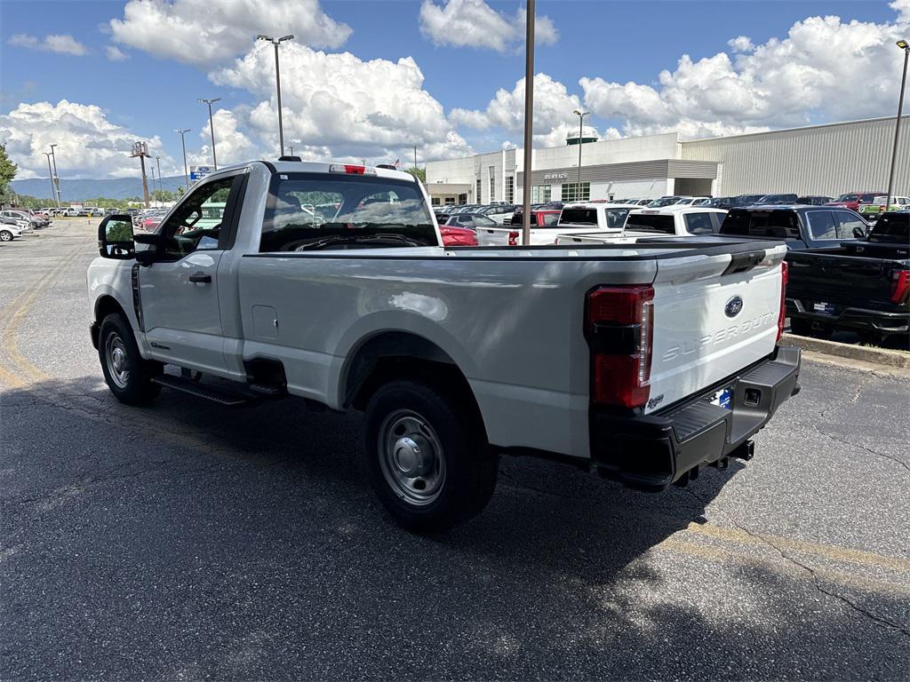 new 2025 Ford F-350 car, priced at $55,100