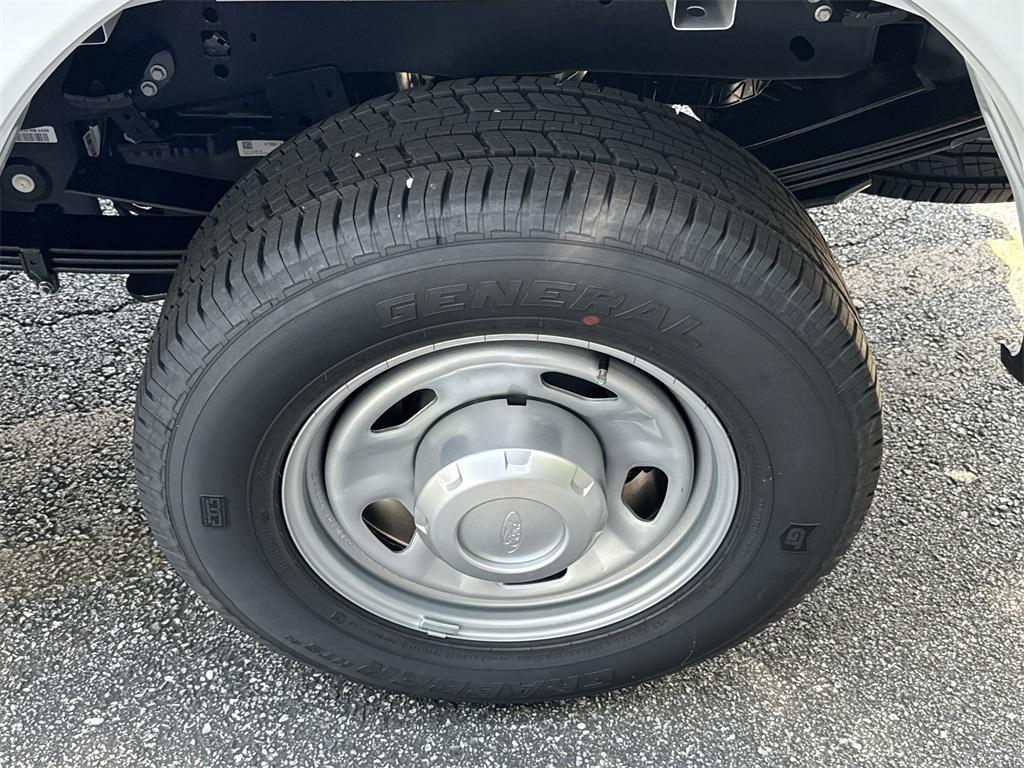 new 2025 Ford F-350 car, priced at $55,100
