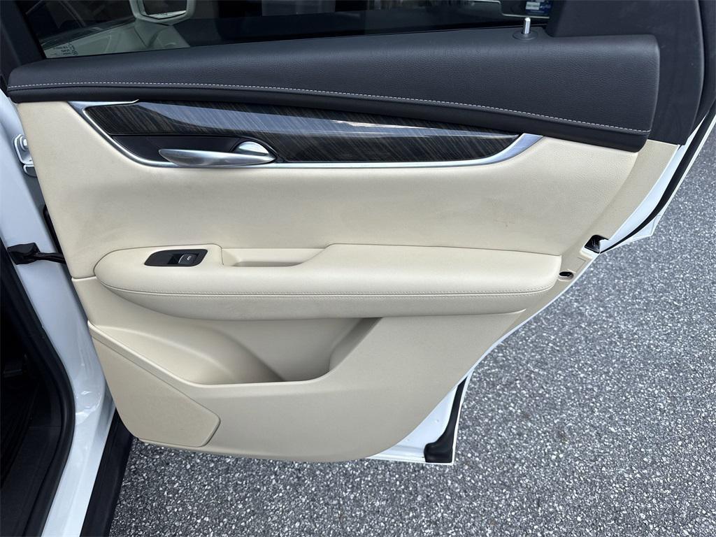 used 2018 Cadillac XT5 car, priced at $17,750