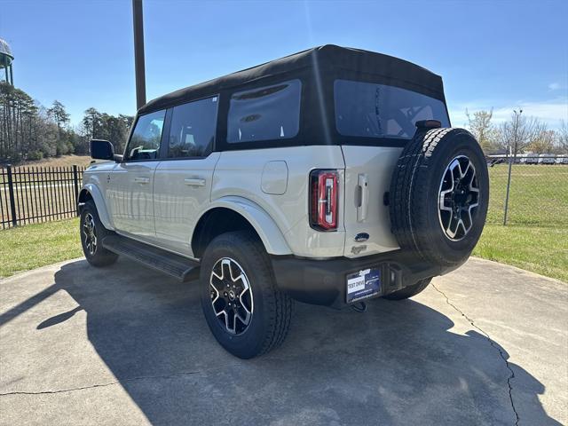 new 2025 Ford Bronco car, priced at $52,260
