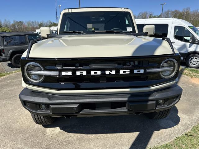 new 2025 Ford Bronco car, priced at $52,260