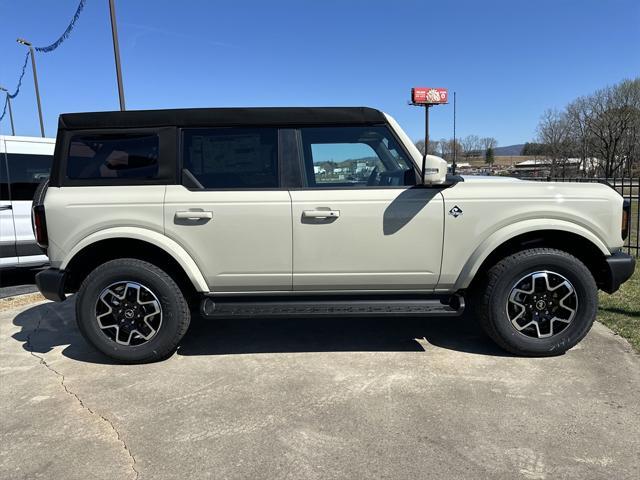 new 2025 Ford Bronco car, priced at $52,260