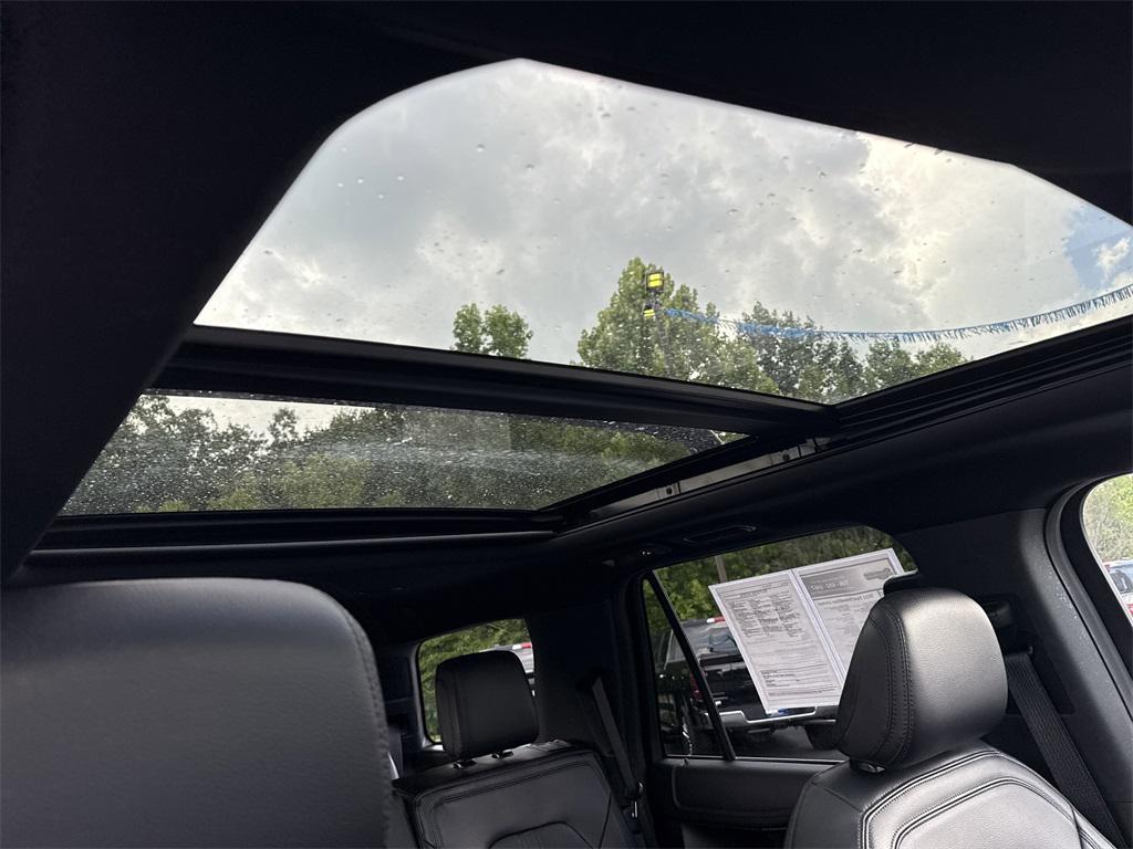 used 2021 Ford Expedition car, priced at $46,500