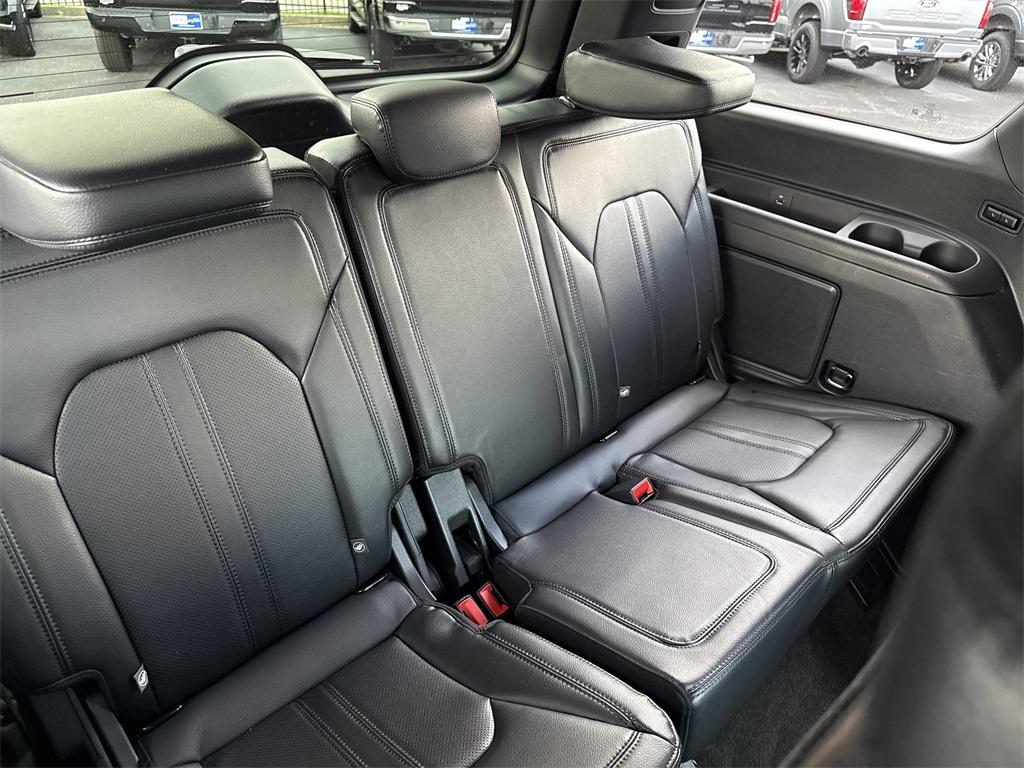 used 2021 Ford Expedition car, priced at $46,500