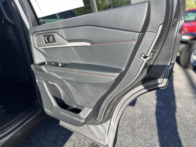 new 2025 Ford Explorer car, priced at $52,335