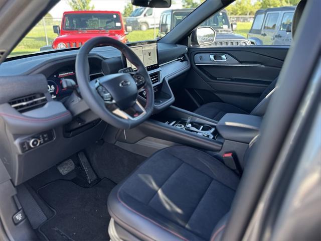 new 2025 Ford Explorer car, priced at $52,335