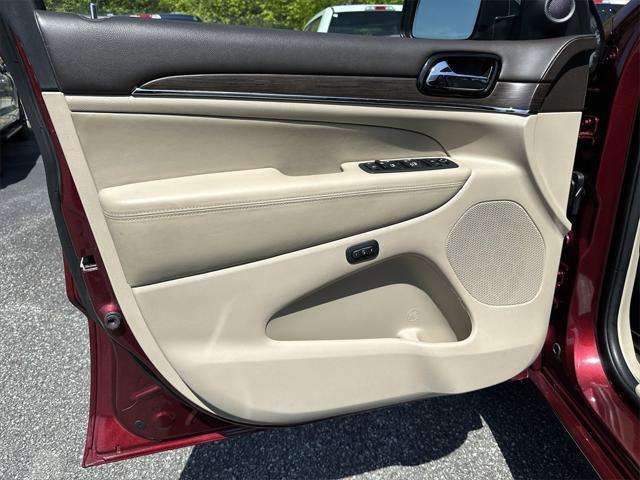 used 2021 Jeep Grand Cherokee car, priced at $27,500