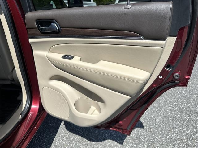 used 2021 Jeep Grand Cherokee car, priced at $27,500