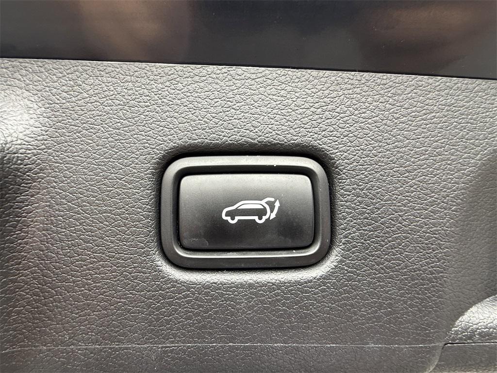 used 2023 Hyundai Palisade car, priced at $35,350