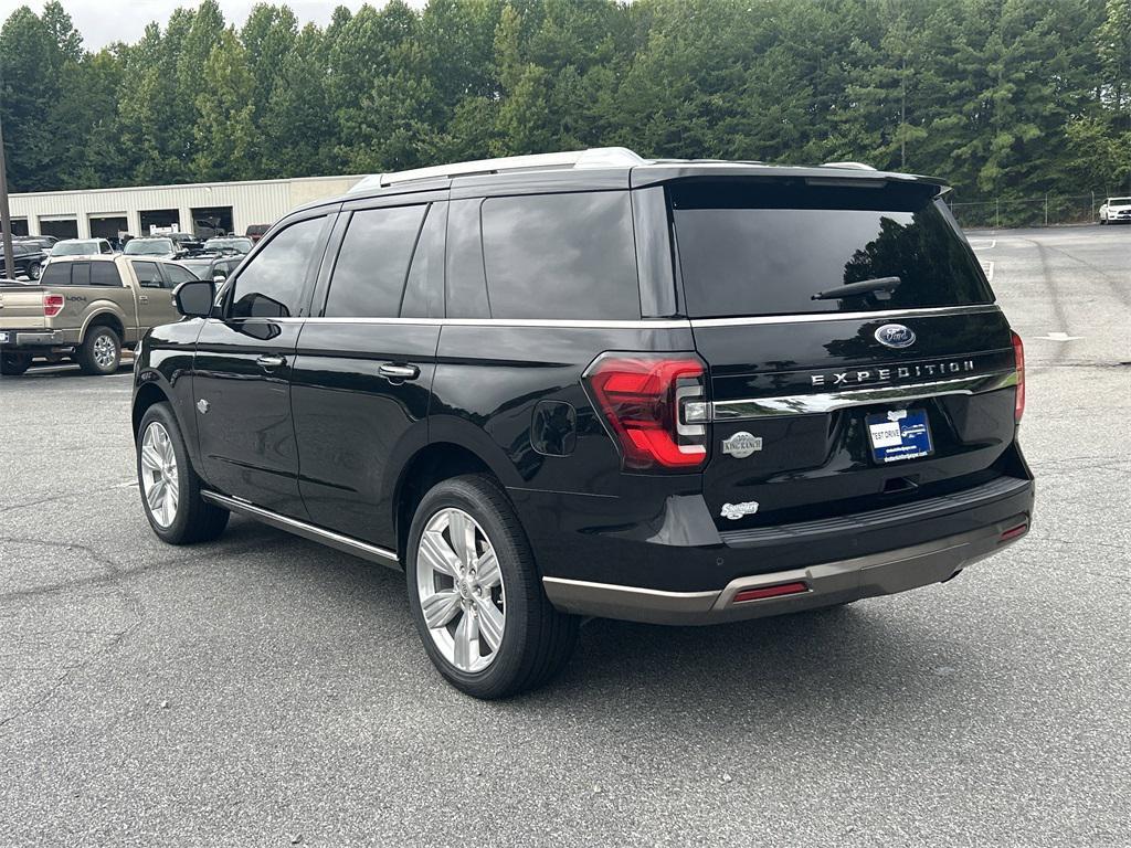 used 2022 Ford Expedition car, priced at $56,998
