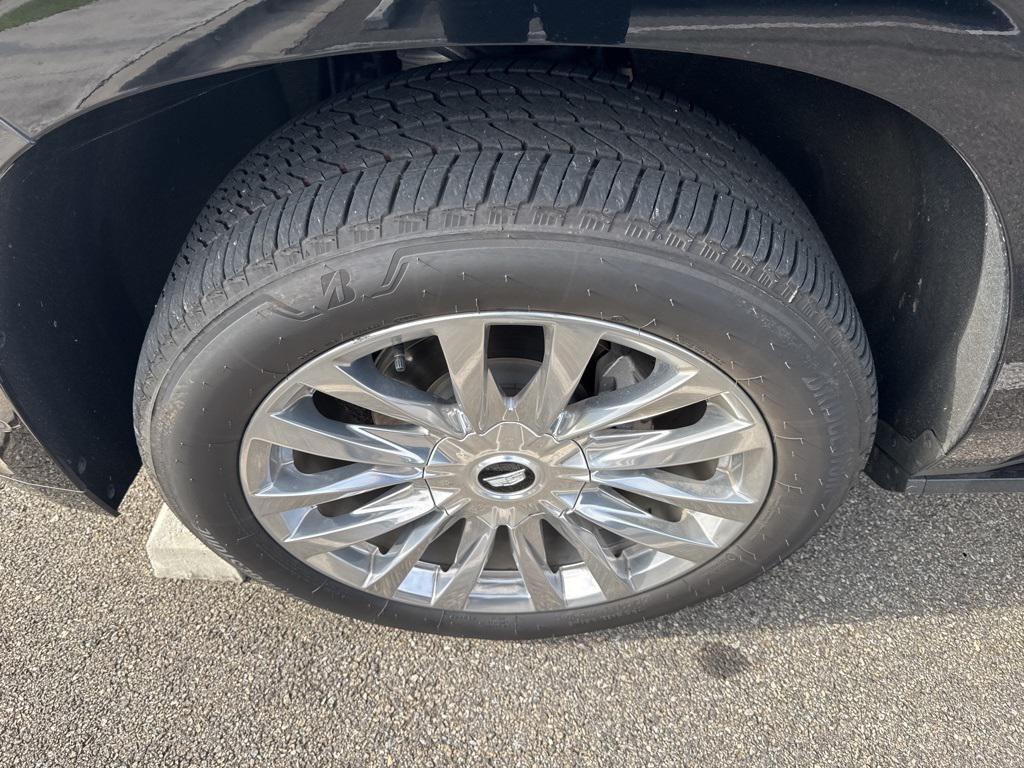 used 2023 Cadillac Escalade car, priced at $69,998