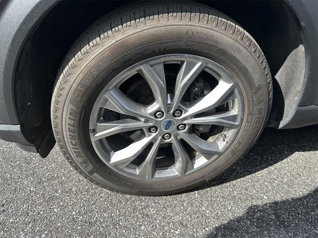 used 2022 Ford Explorer car, priced at $39,900