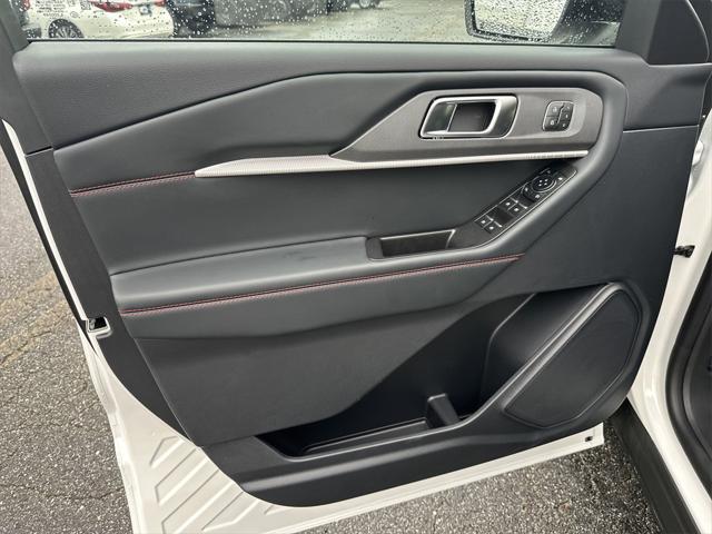 new 2025 Ford Explorer car, priced at $48,360
